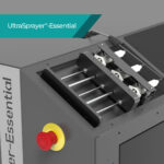 Triple syringe pump for enhanced liquid delivery precision in nanocoating